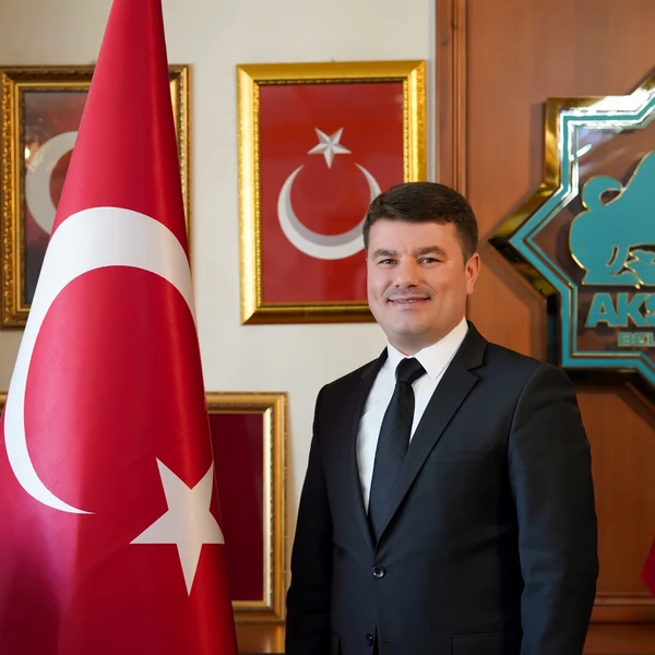 Aksaray Belediye Başkanı Evren Dinçer