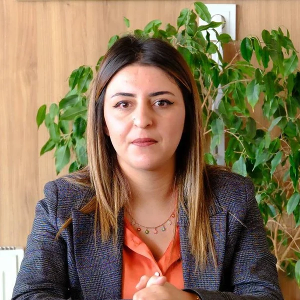 İpekyolu Belediye Başkanı Canan Uzunay