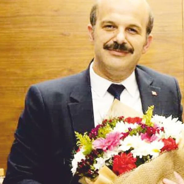 İvrindi Belediye Başkanı Önder Lapanta