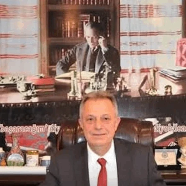 Karacasu Belediye Başkanı Mustafa Büyükyapıcı