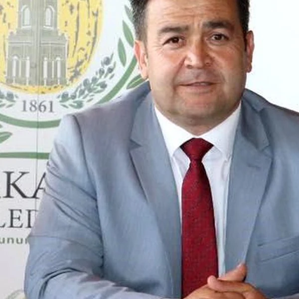 Kırkağaç Belediye Başkanı Üstün Dönmez