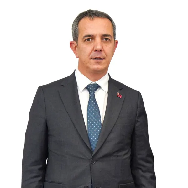 Beyoğlu Belediye Başkanı Sefer Karaahmetoğlu