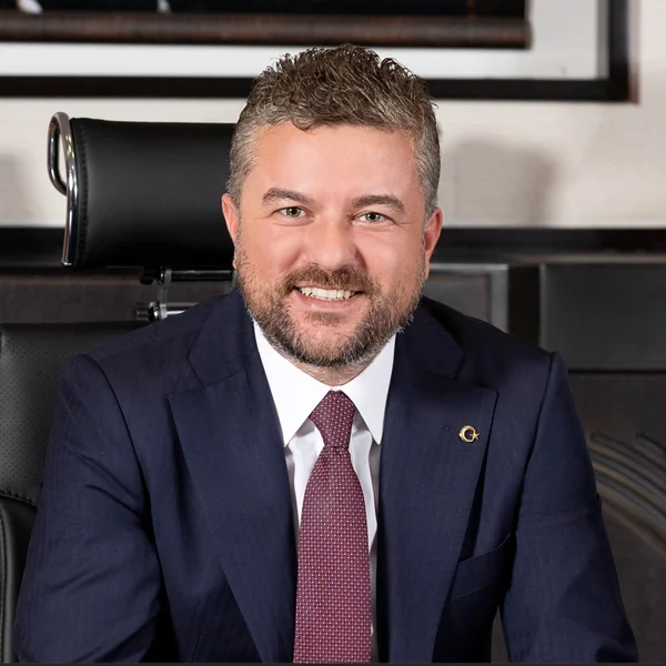 Buca Belediye Başkanı Hüseyin Benzer