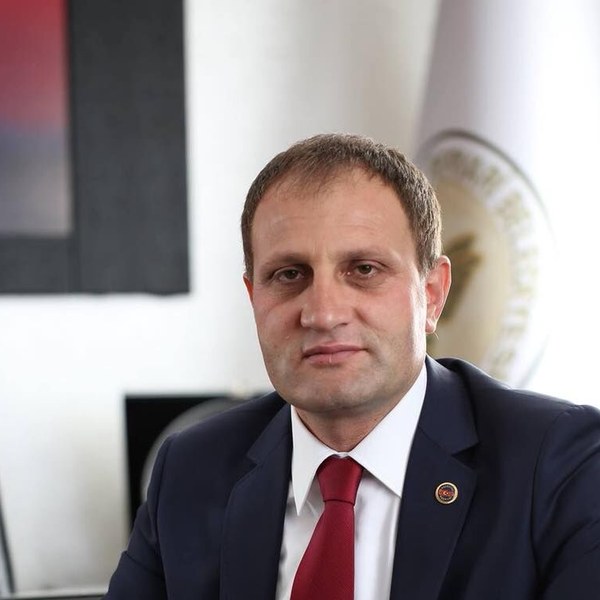 Pervari Belediye Başkanı Teyyar Özcan