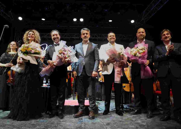64’üncü Uluslararası Bursa Festivali’ne büyüleyici açılış