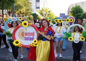 Hayrabolu Ayçiçeği Festivali Başladı