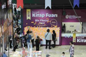 Kitap Fuarı’nda duygular anıya dönüşüyor